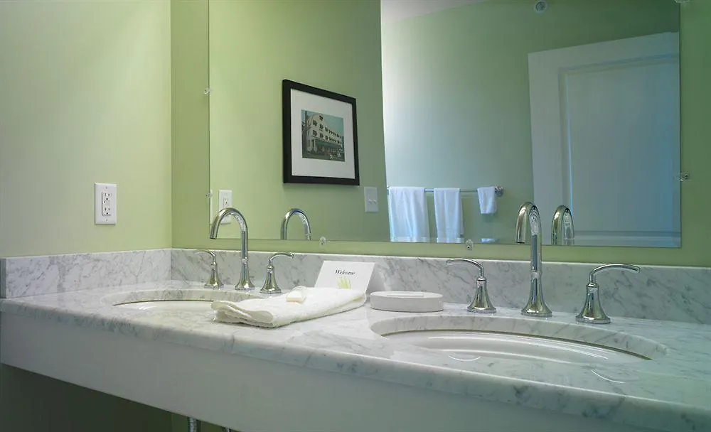 Beach Spa Bed & Breakfast Virginia Beach
