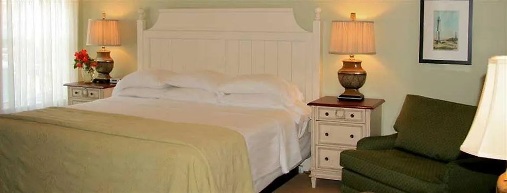 Beach Spa Bed & Breakfast Virginia Beach