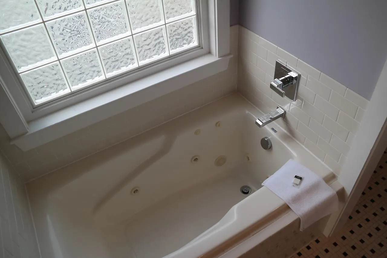 Beach Spa Bed & Breakfast Virginia Beach 4*,  United States