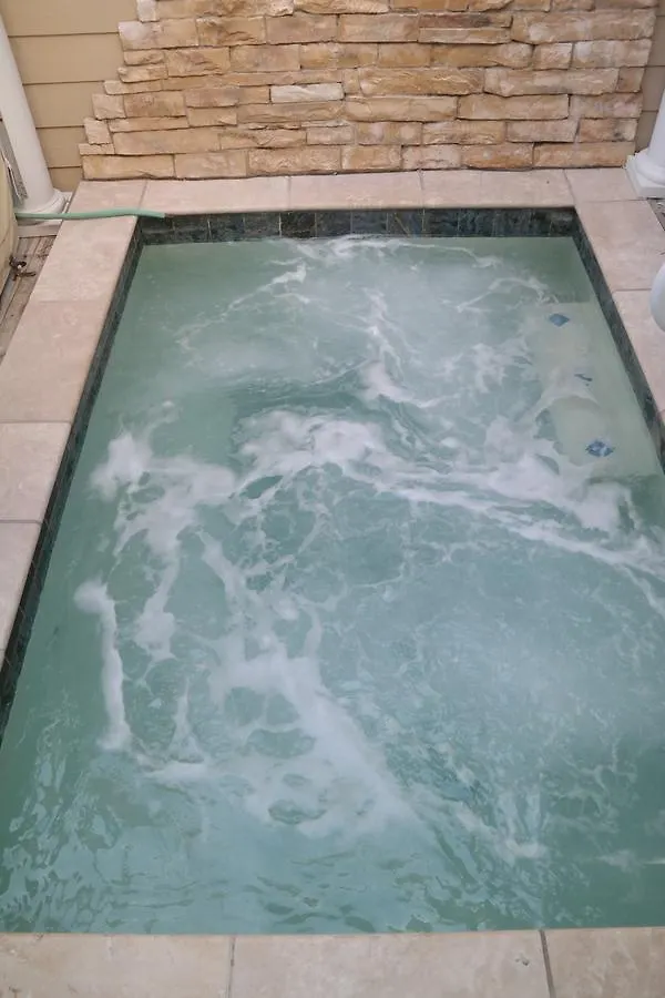 Beach Spa Bed & Breakfast Virginia Beach