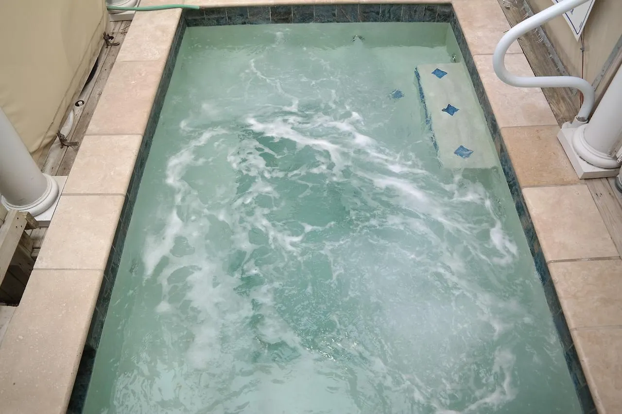 Beach Spa Bed & Breakfast Virginia Beach