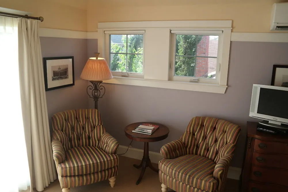 Beach Spa Bed & Breakfast Virginia Beach