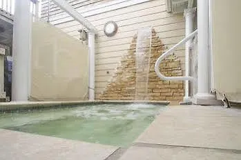 Beach Spa Bed & Breakfast Virginia Beach